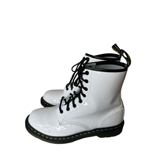 Dr. Martens 1460 Smooth Patent Leather Lace Up Boots White Sz 10 - Picture 3 of 6